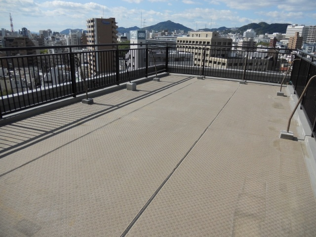 【バルコニー】 | ネオアージュ神戸元町