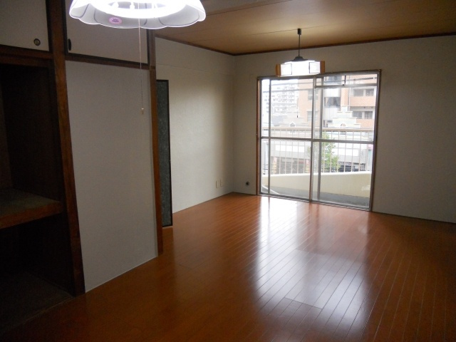 【居間・リビング】 | ベルエアー六甲