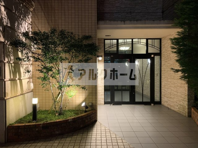 オレンジハウスエクセレント(ＥＸ)のエントランス