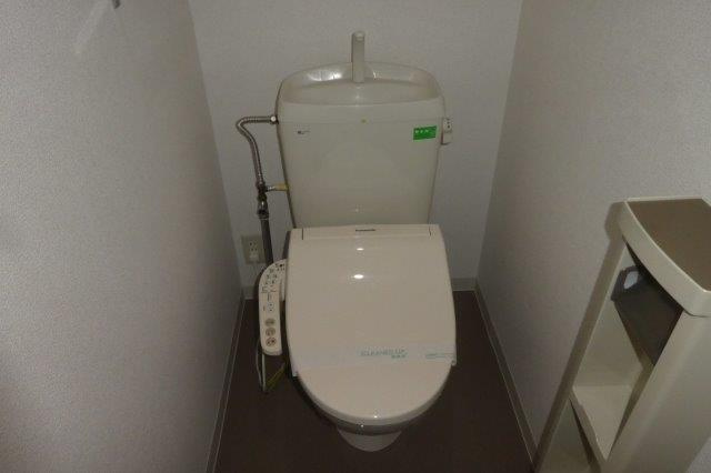 しおんＢのトイレ|シャワー付きトイレ