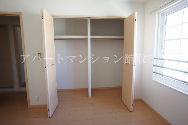 ニューファースト・ガーデンの収納