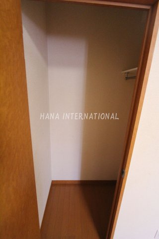 レオパレスさくら高津の収納