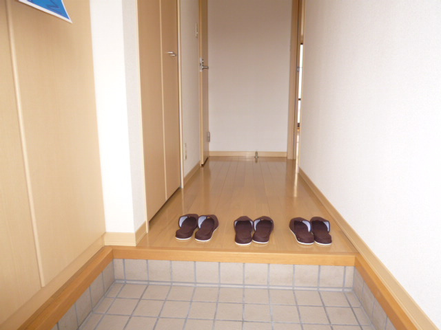 イデアルメゾンＢの玄関