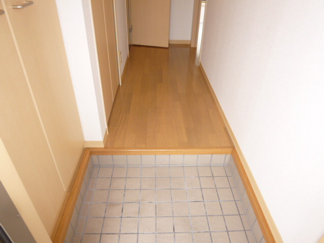 イデアルメゾンＢの玄関