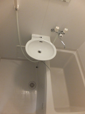 【浴室】 | アウトゥーノ