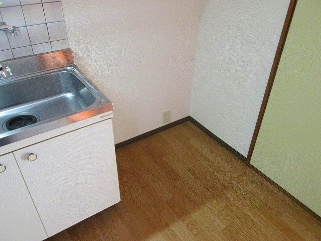  | ロイヤルコート山本通