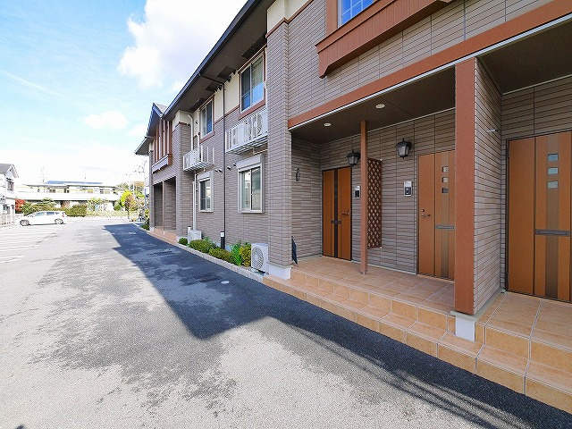 グレイス新のエントランス