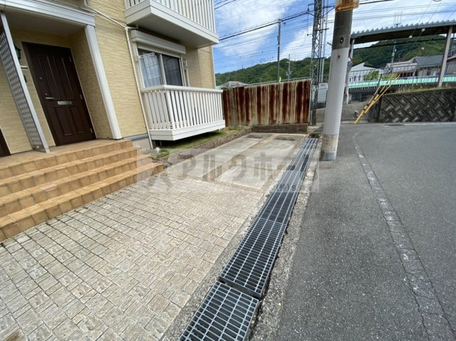 カーサフェリーチェの駐車場