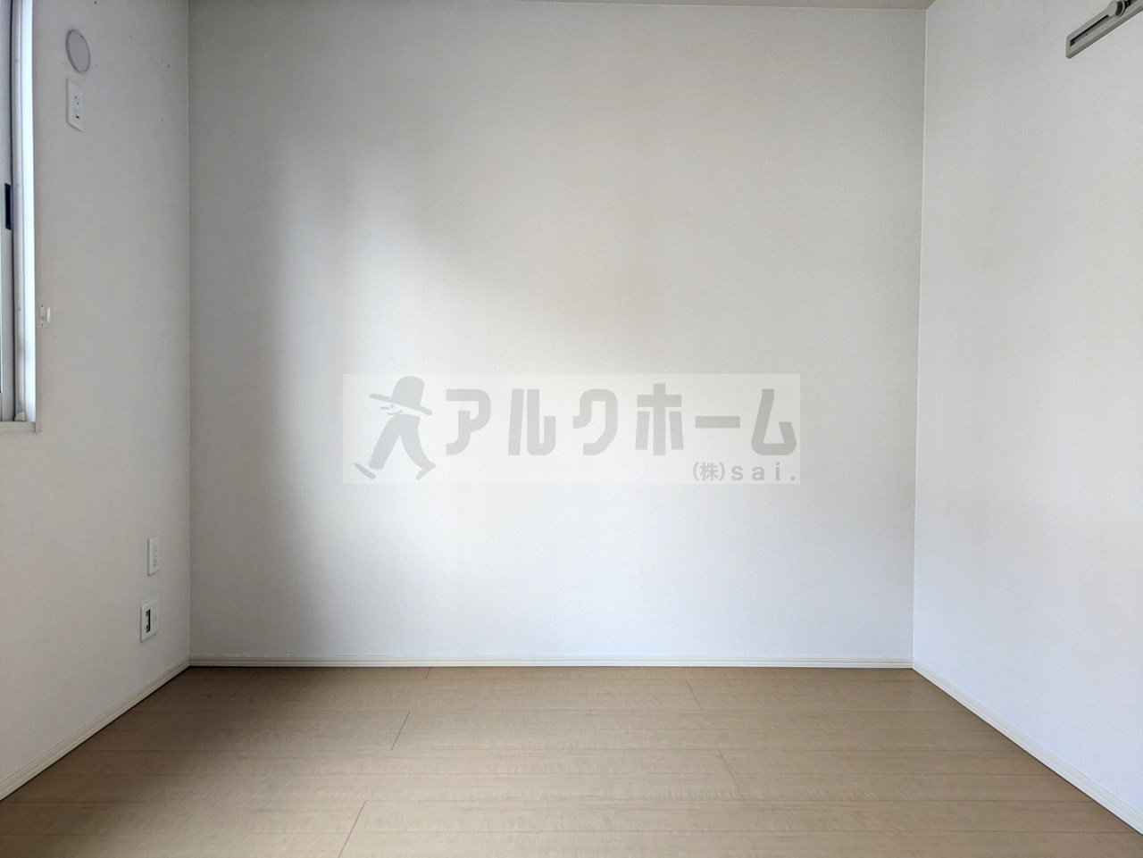 ソレイユアンの洋室