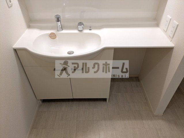 ソレイユアンの洗面所