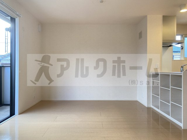 ソレイユドゥの居間・リビング