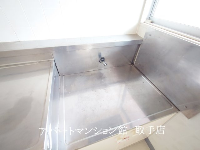 ムカイハラハイツAのキッチン