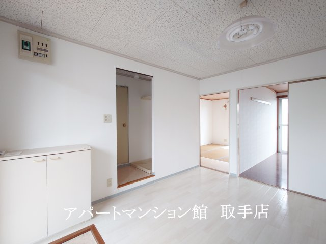 ムカイハラハイツAの内装