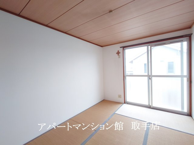 ムカイハラハイツAの和室