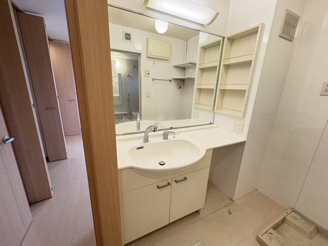 プレジオの独立洗面台