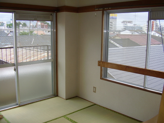 ハイツ北原Ⅱ号館の和室