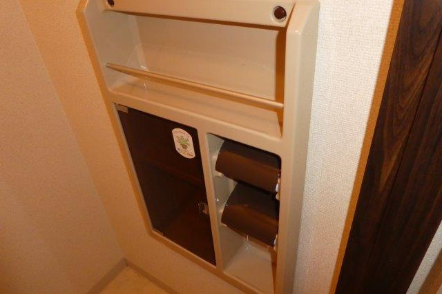 スナダハイツのトイレ|トイレ棚