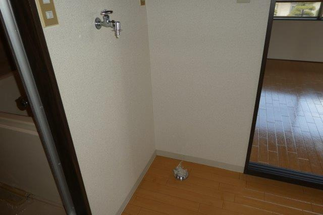 スナダハイツのその他|洗濯機置き場