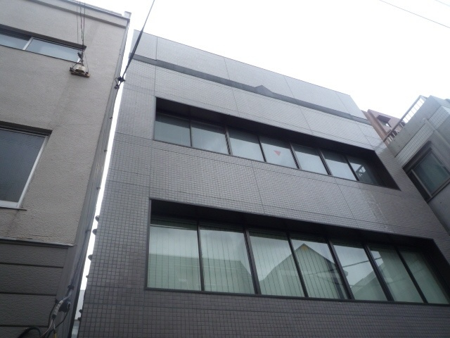 石飛ビルの外観|外観