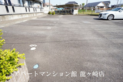 【駐車場】 | ハイツメルベーユ