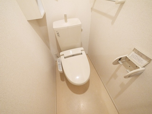 メゾン城東Ⅱのトイレ|コンパクトで使いやすいトイレです