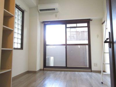 【洋室】 | シティパレス21西大寺北町Ｐ-1