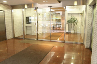 【エントランス】 | 秀和日本橋箱崎レジデンス 