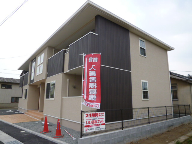 倉敷市真備町川辺のアパートの外観