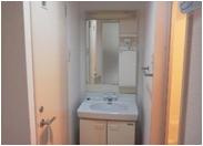奥田ビルの独立洗面台