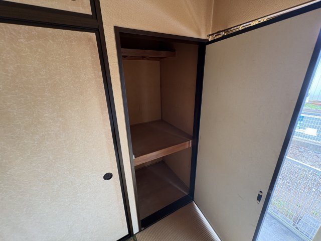 ドルフ石井Ａ棟の収納