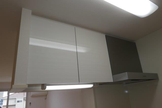 ソンリッサＳのキッチン|キッチン上収納
