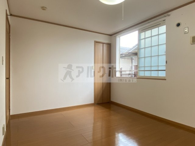 リヴァークラークの洋室