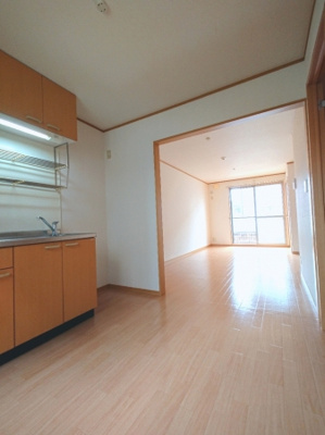 【居間・リビング】 | クレール琴山　B棟