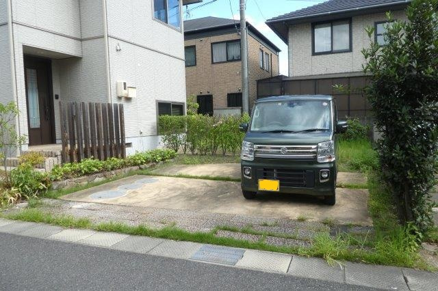 コモンステージ上東の駐車場