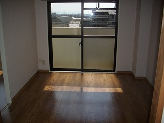 【洋室】 | ヴェルテ岸和田