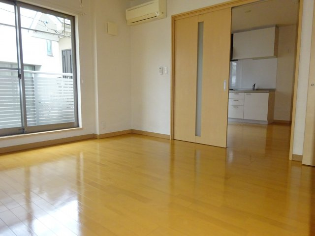 フェアリープレイスの洋室