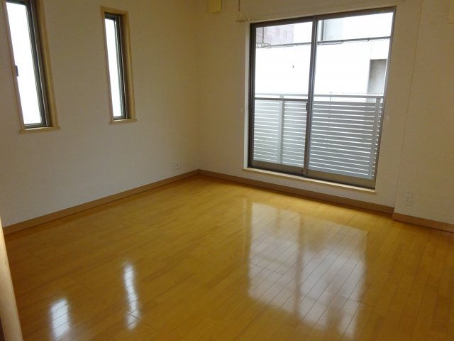 フェアリープレイスの洋室