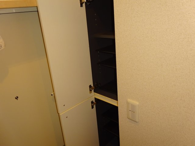 フェアリープレイスの玄関