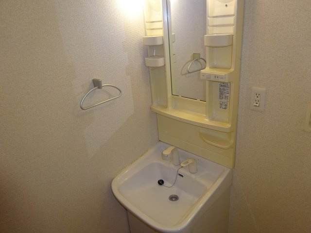 フェアリープレイスの独立洗面台