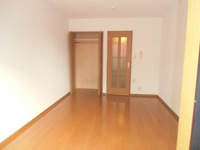 【洋室】 | グリーンゲイブルズ大町