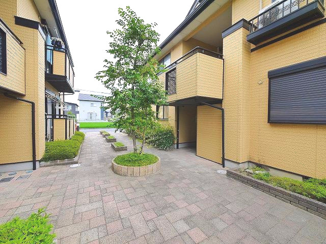 パセオブルージュのその他共用部分|玄関周り