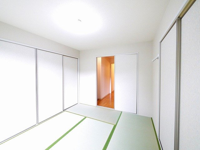 モン・ヴェールＢの和室|和室があれば、来客や子供用のスペースとして活躍します