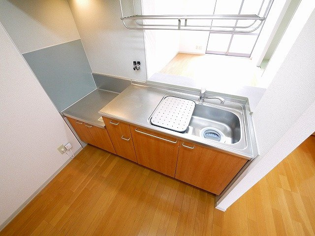 モン・ヴェールＢのキッチン|きれいなキッチンです