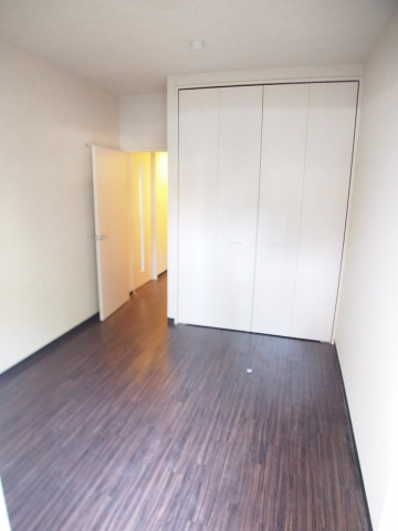 カムフォート登戸Ⅲの洋室