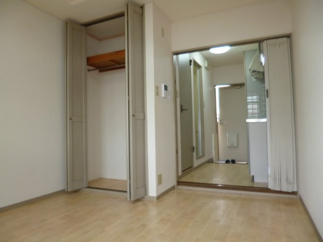 エスポワール老松の寝室|洋室