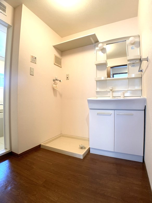 メゾン・ド・ボヌールの独立洗面台