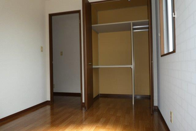 ノーブル田ノ上の洋室