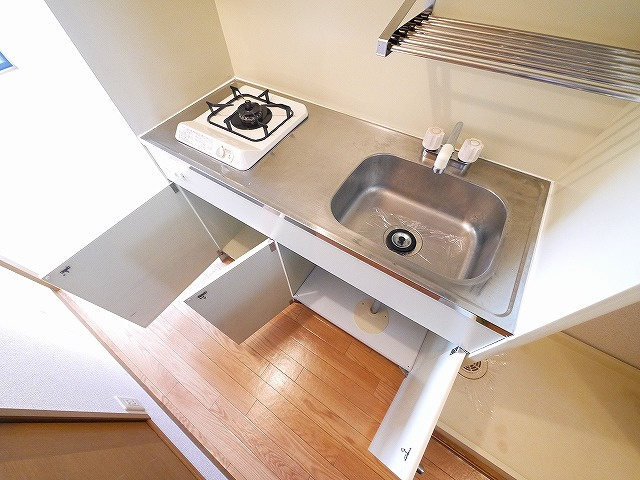 フルール22のキッチン|コンパクトなキッチンで掃除もラクラク