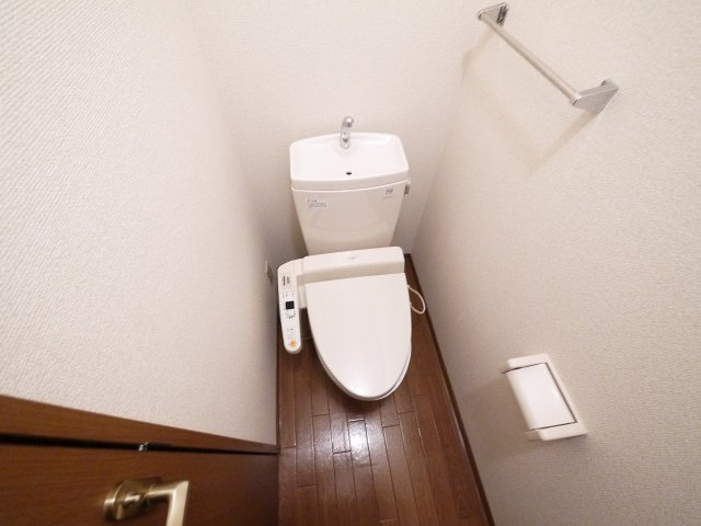 デュエル　ワンのトイレ|落ち着いたトイレです