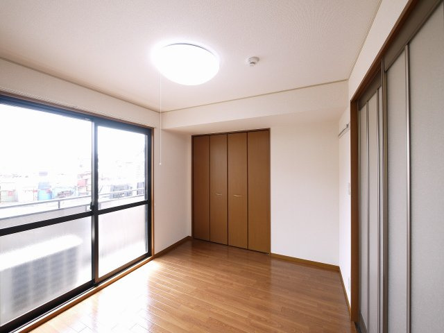 デュエル　ワンの収納|便利な収納スペースです
